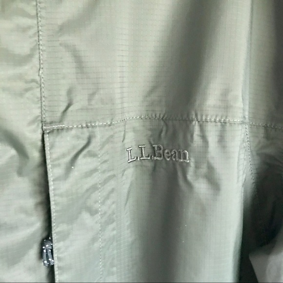 Men’s L.L. Bean Long Rain Jacket - Picture 8 of 10